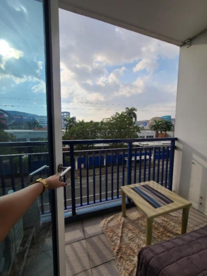 Glenda Place Aurum At Sea Residences Near Moa Pasay Bagian luar foto